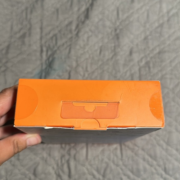 j5create USB 3.0 7-PORT HUB - BLACK - Model: JUH377 - Picture 3 of 6